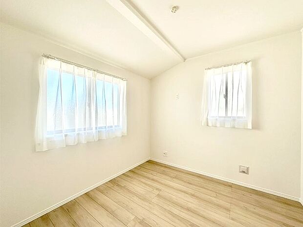 2面採光で明るさ＆風通し良好！