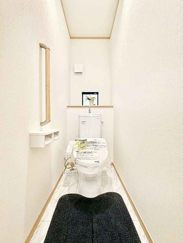 トイレは1階と2階それぞれに配置されていてとても便利です。