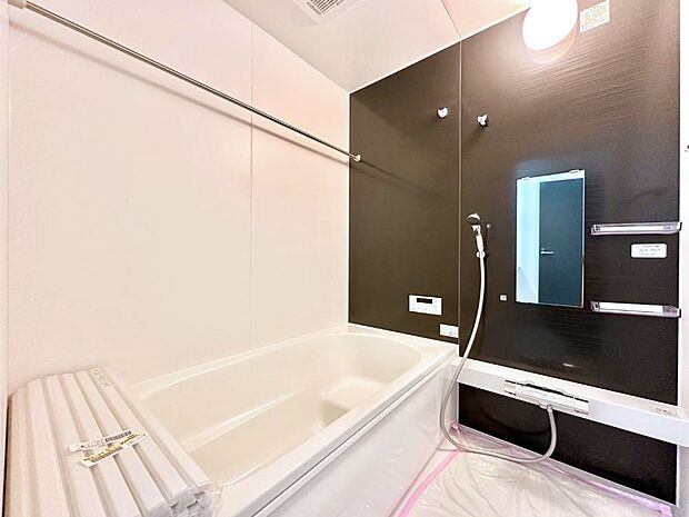 一日の疲れを癒やす大切なバスタイム。ゆっくりとお風呂を楽しんで疲れをとりたいですね!