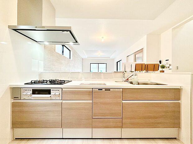 毎日使うキッチンだから、使いやすさ&お手入れのしやすさにこだわりました。