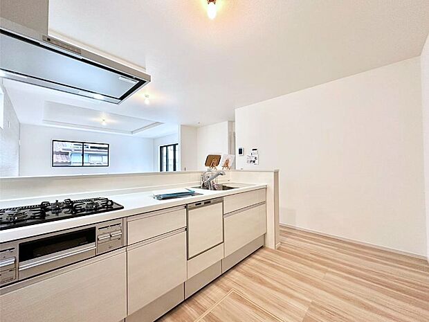 毎日使うキッチンだから、使いやすさ＆お手入れのしやすさにこだわりました。