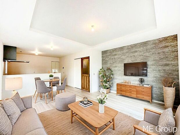 落ち着いた雰囲気のＬＤＫは家族みんなの快適空間　※家具はCGです