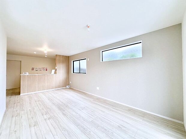 住む方の個性が引き出される、インテリアを考えるのが楽しみなリビングです！ 