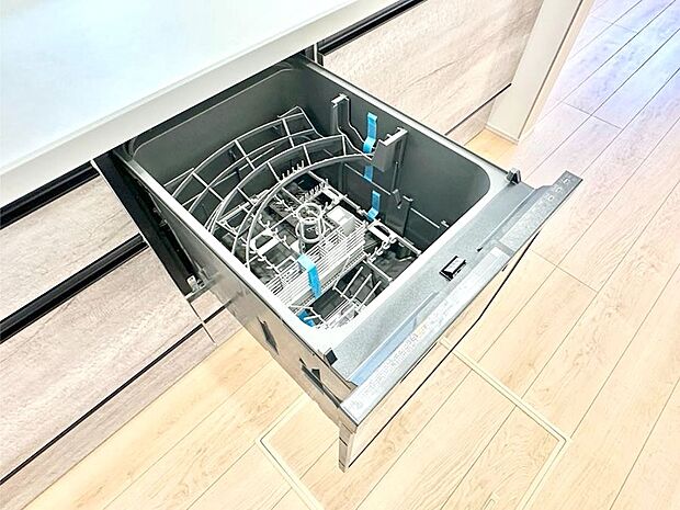 面倒なお片づけは食洗機にお任せ!家事の負担が減って、時間にも気持ちにもゆとりができます。