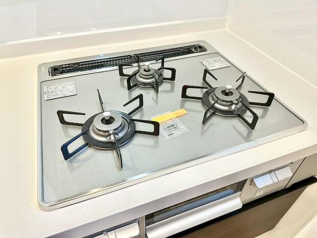 三口ガスコンロでお料理が一気にはかどりそう  