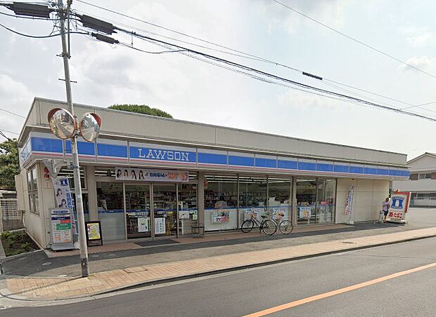 コンビニ 200m ローソン 三鷹上連雀九丁目店