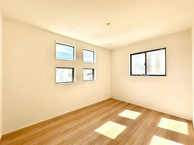 2面採光で明るさ&風通し良好!