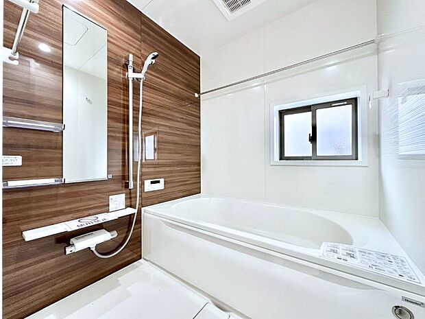 一日の疲れを癒やす大切なバスタイム。ゆっくりとお風呂を楽しんで疲れをとりたいですね!