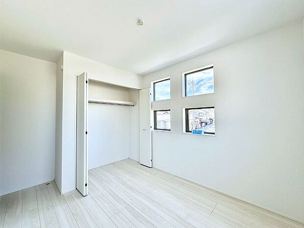 収納が充実しているので、居住スペースを広く使えます。