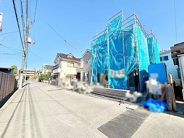 前面道路はきちんと整備されています