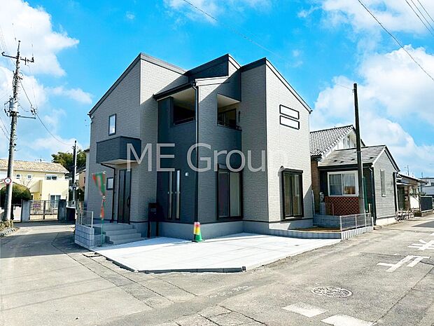 上質感あふれる外観デザイン。魅力の住まいを実現。