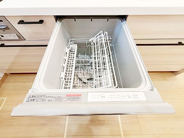 面倒なお片づけは食洗機にお任せ!家事の負担が減って、時間にも気持ちにもゆとりができます。