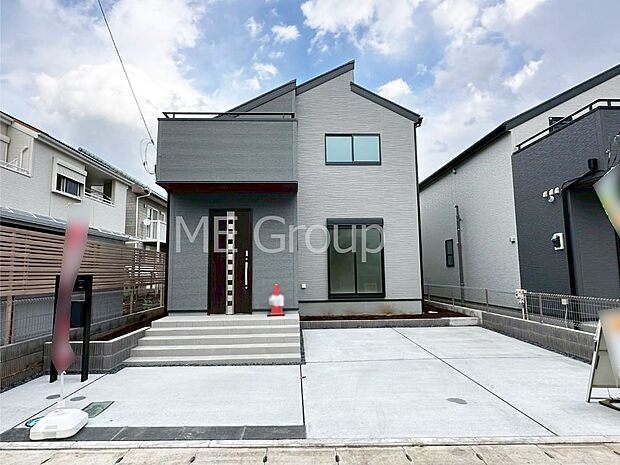 溢れる陽光でご家族の笑顔も輝く