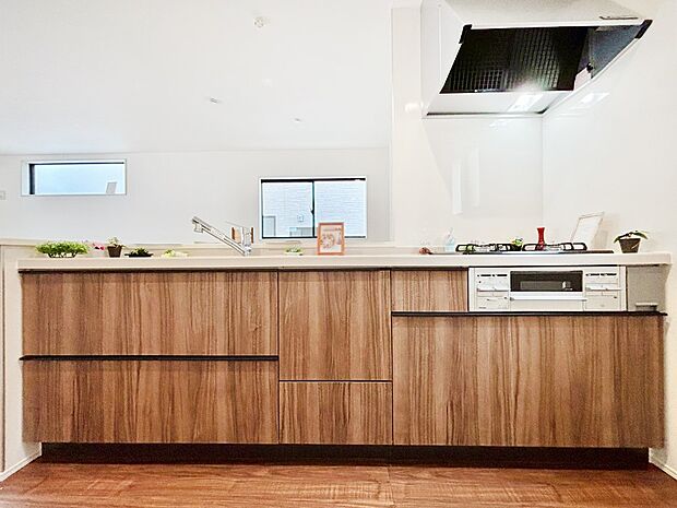 ゆとりあるキッチンではご家族と楽しくお料理ができます。