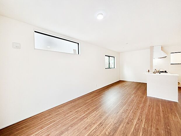 家族の笑顔が自然と生まれてくる、対面キッチンを採用したダイニング！