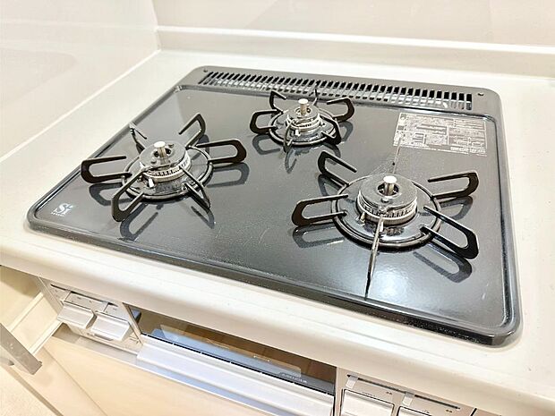 三口ガスコンロでお料理が一気にはかどりそう