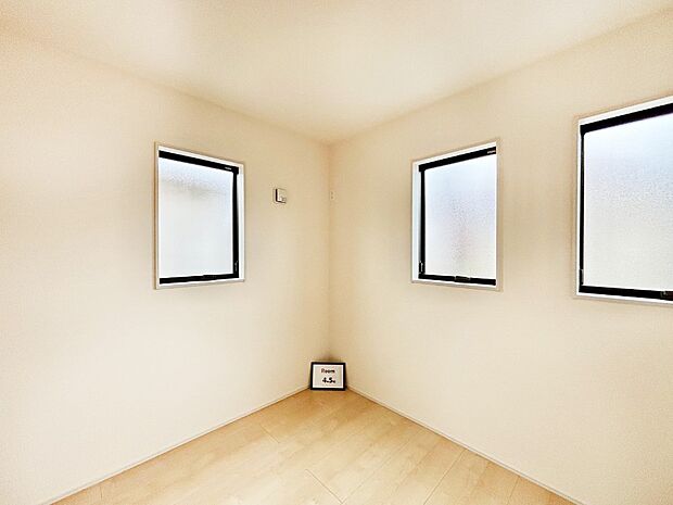 2面採光を確保した明るい空間。家族みんなが快適な暮らしを実現する設計です。