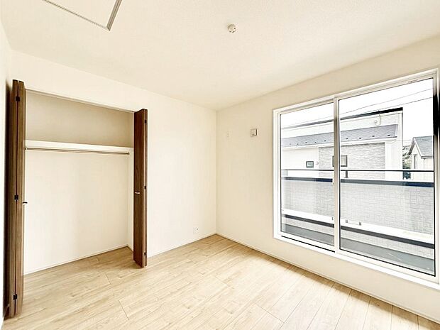 収納が充実しているので居住スペースを広々使えます