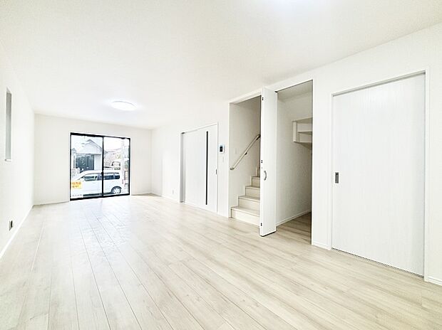 リビング階段が家族の笑顔と会話をつないでくれます  