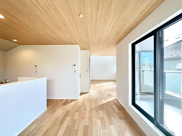 住む方の個性が引き出される、インテリアを考えるのが楽しみなリビングです!