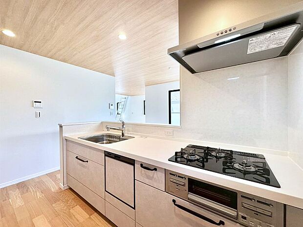 お料理を効率的に、楽しく!システムキッチン