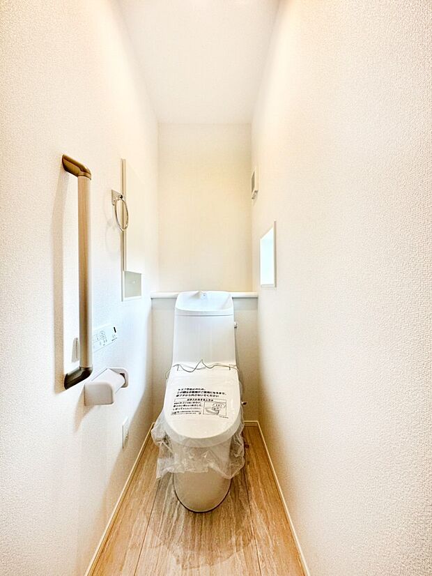 トイレは1階と2階それぞれに配置されていてとても便利です。