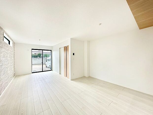 家族の笑顔が自然と生まれてくる、そんな雰囲気のダイニングに仕上がっています 