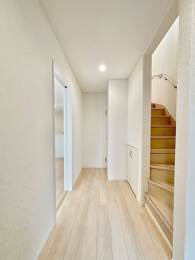 家族の帰宅やお客様をあたたかく迎える玄関  