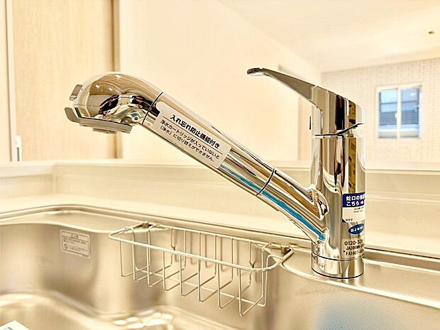 浄水器一体型のキッチンで洗い物用・料理用と切り替え簡単!