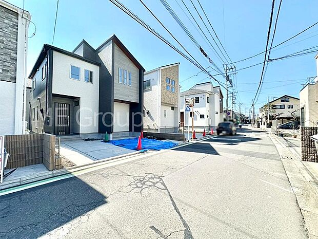 前面道路はきちんと整備されています