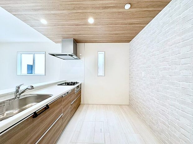 毎日使うキッチンだから、使いやすさ&お手入れのしやすさにこだわりました。