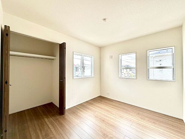 収納が充実しているので居住スペースを広々使えます