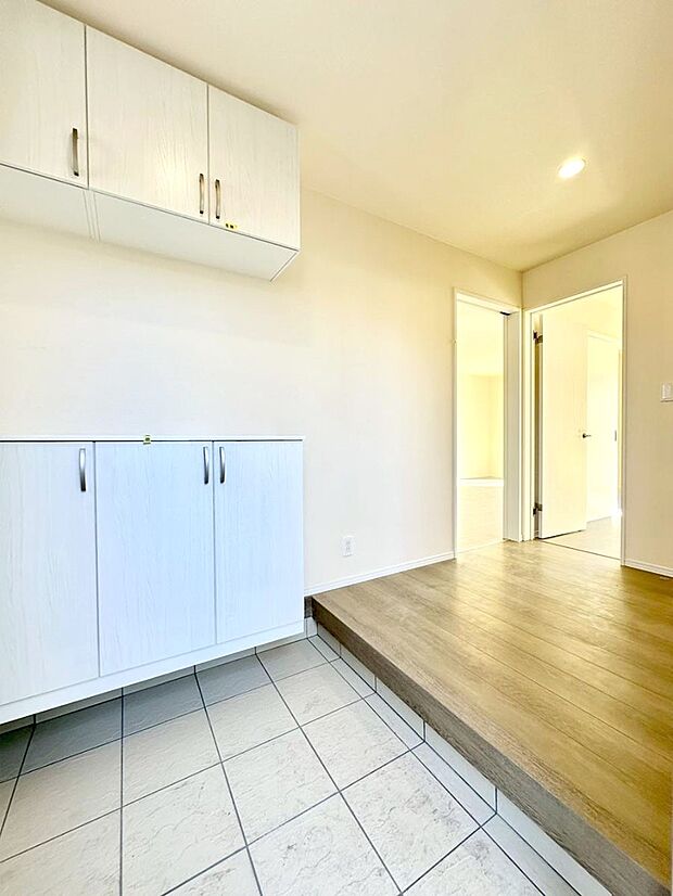 家族の帰宅やお客様をあたたかく迎える玄関  