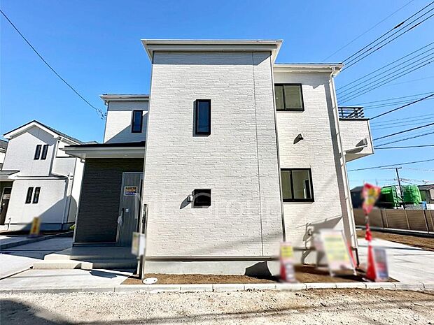 洗練された外観、上質な住空間が広がる室内は永く安心して過ごせる住居です。 