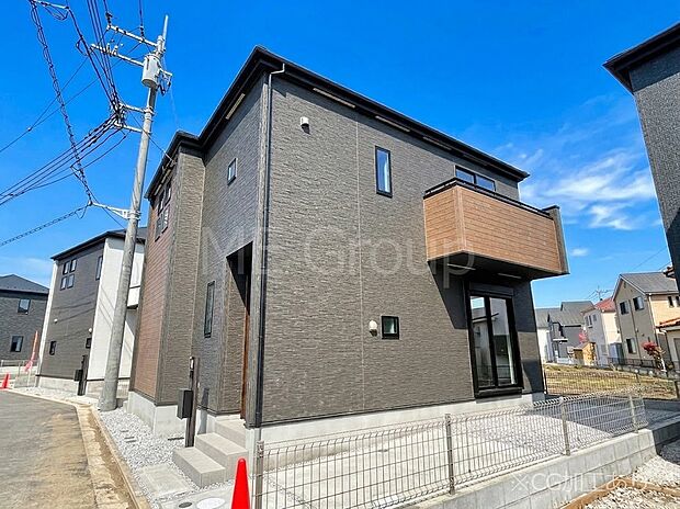 上質感あふれる外観デザイン。魅力の住まいを実現。