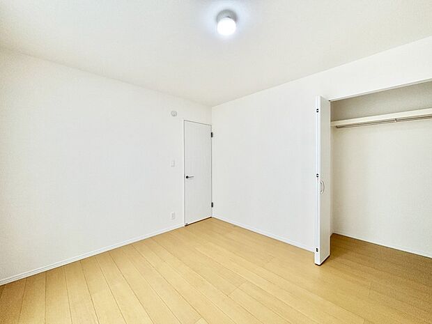 収納が充実しているので、居住スペースを広く使えます。