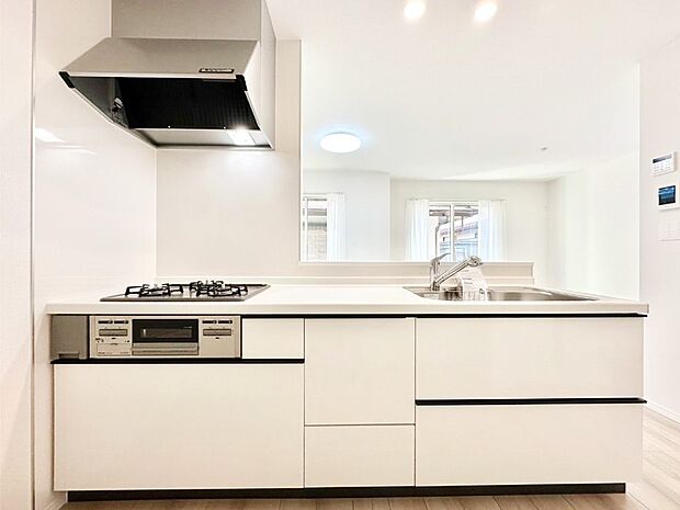 毎日使うキッチンだから、使いやすさ＆お手入れのしやすさにこだわりました。  