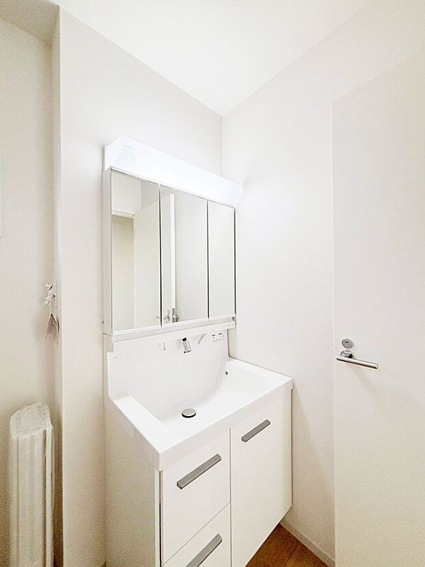 広々とゆとりのあるランドリースペース