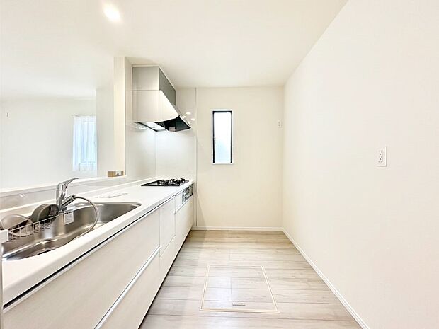 ゆとりあるキッチンではご家族と楽しくお料理ができます。