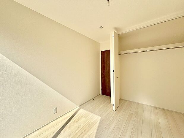 収納が充実しているので居住スペースを広々使えます