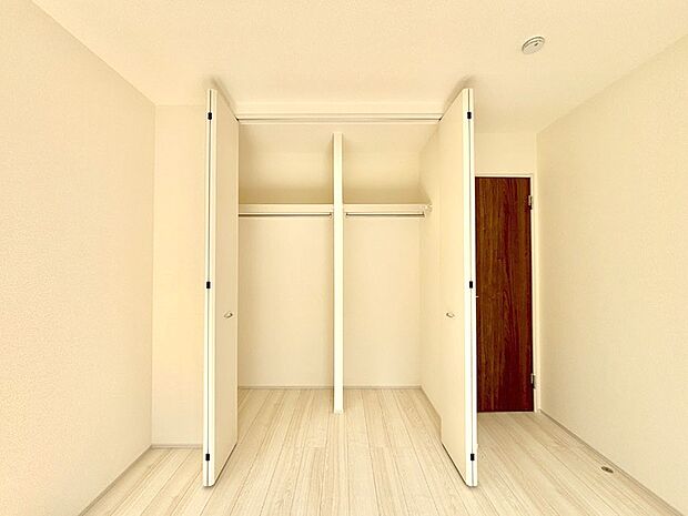 たっぷりの収納スペースで快適に暮らせそう
