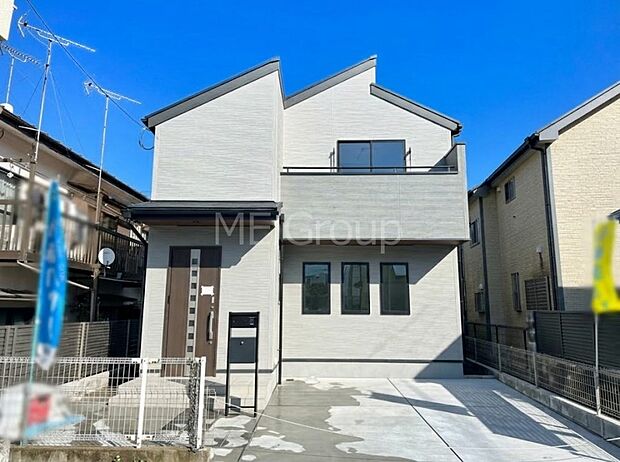 たっぷりの陽光と心地よい風が舞い込む住まい