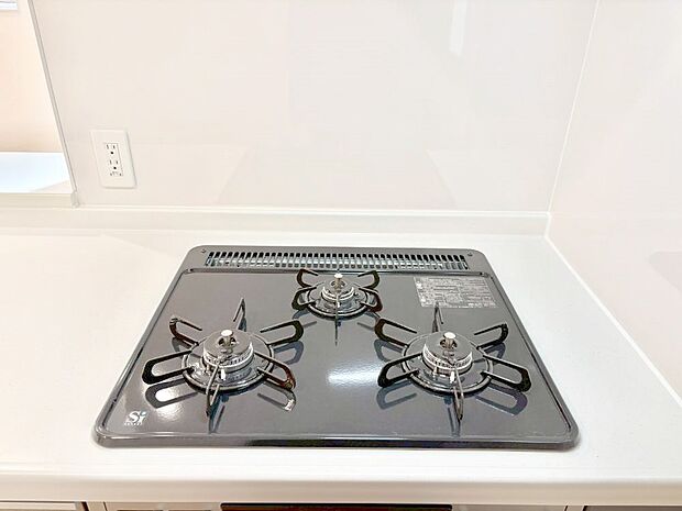 三口ガスコンロでお料理が一気にはかどりそう。  