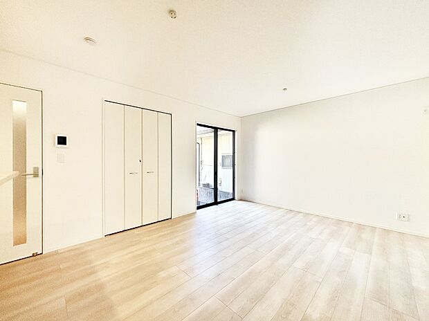 家族の笑顔が自然と生まれてくる、そんな雰囲気のダイニングに仕上がっています 