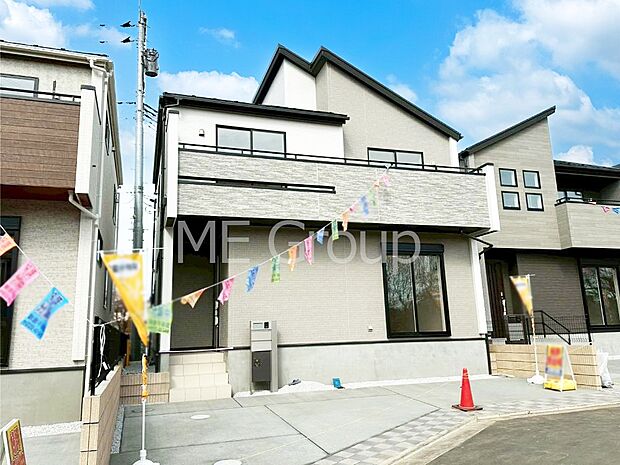 溢れる陽光でご家族の笑顔も輝く