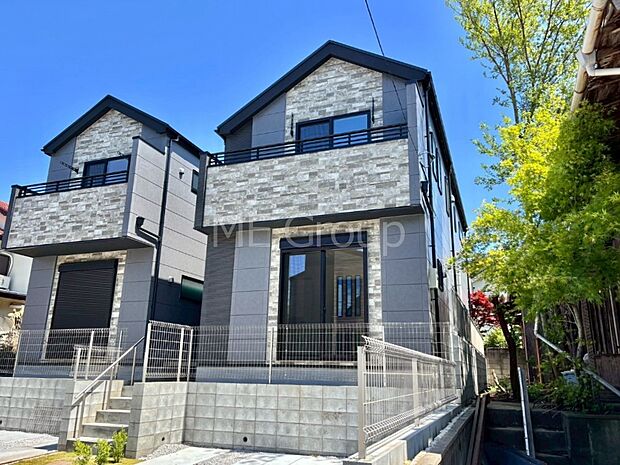 たっぷりの陽光と心地よい風が舞い込む住まい