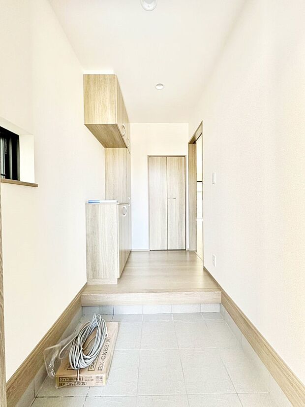 家族の帰宅やお客様をあたたかく迎える玄関