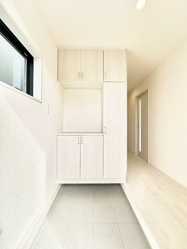 いつもきれいにしておきたい玄関ですね。  