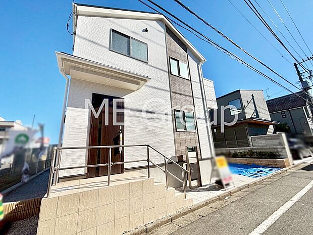 たっぷりの陽光と心地よい風が舞い込む住まい