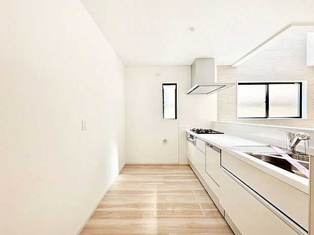 毎日使うキッチンだから、使いやすさ&お手入れのしやすさにこだわりました。